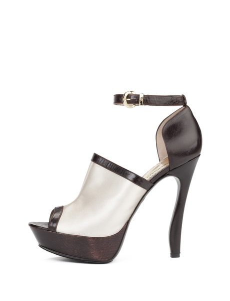 Emporio Armani 11�����ջ�ŮЬ
