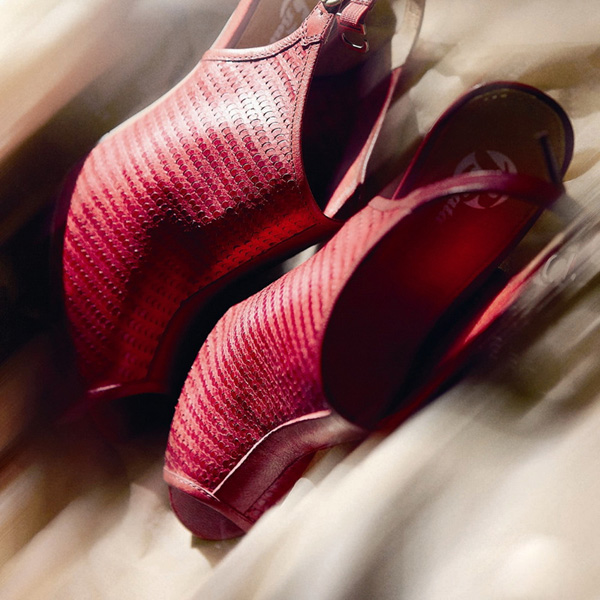 Bata2011�ļ���Ʒ����Լ����Ϯ