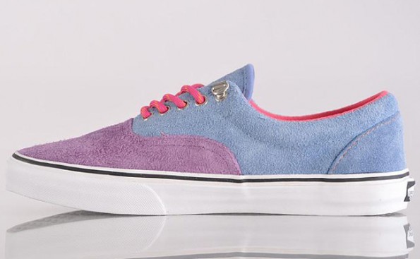 Vans 2011 ���ķ��۵Ļ���̽��Ь��
