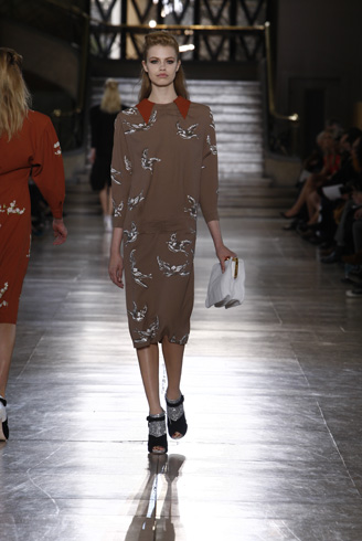 Miu Miu 2011���͵��ĸ����ݻ�ϵ��Ůװ