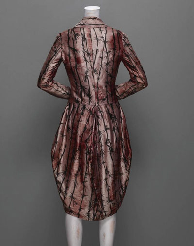 McQueen�ĺڰ��ٹ� �����ʽ����