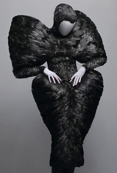 McQueen�ĺڰ��ٹ� �����ʽ����