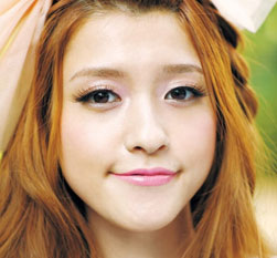ˮ�к촽ױ �����