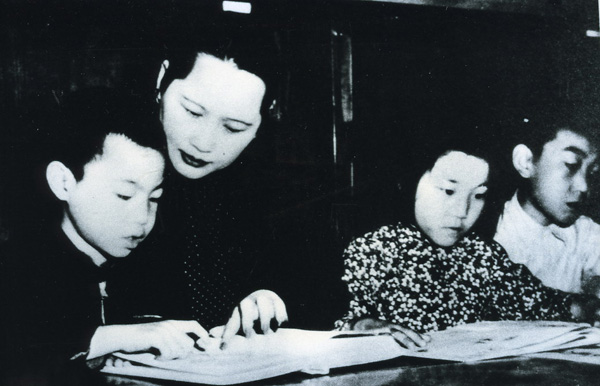宋庆龄:上海救助“三毛”