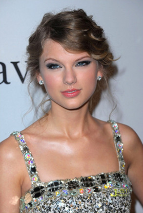 ������Ŀ��б�ӵ����˼� Taylor Swift��ױ����
