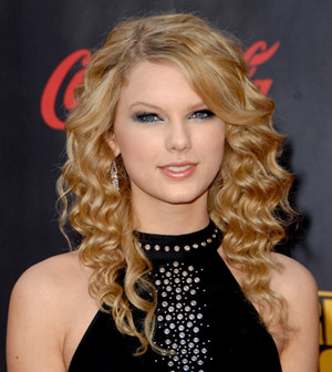 ������Ŀ��б�ӵ����˼� Taylor Swift��ױ����