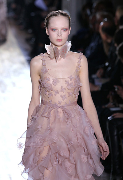 Valentino 2011����߶���˿Ԫ��