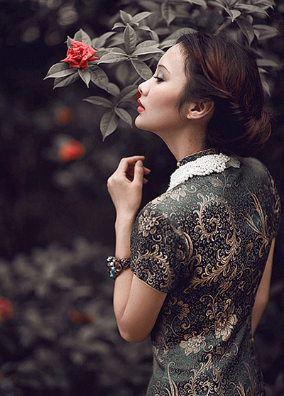 �峯Ů�ˣ������Ʒ����ջ�