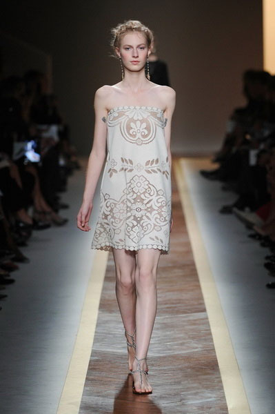 ������ʽ������ VALENTINO 2012����Ůװ��