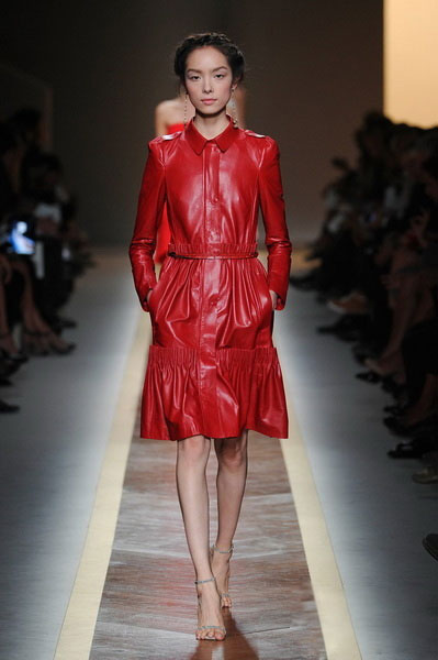 ������ʽ������ VALENTINO 2012����Ůװ��