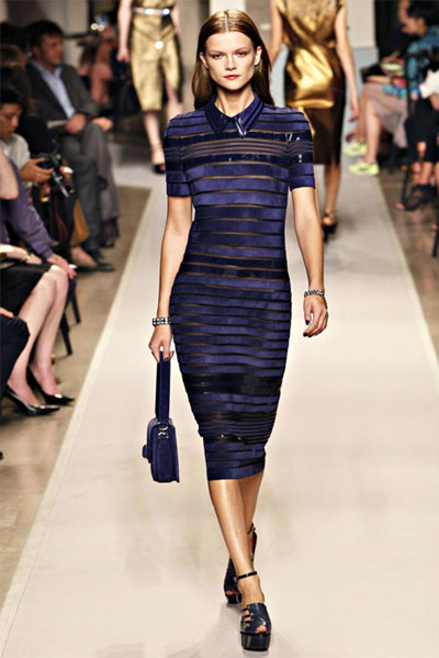 Loewe 2012春夏成衣展示女性曲线美