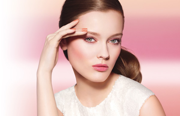 CHANEL2012�Ʋʴ�ɫ ���촺���λ�ױ��