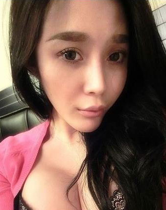 张梦怡不加V微博炫富 网友热议