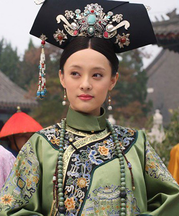 《甄嬛传》:一部阿胶植入的宫廷戏