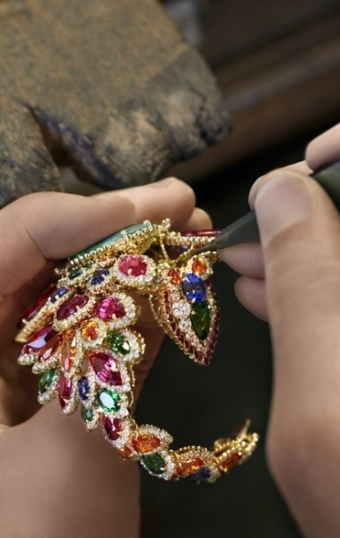 DIOR全新高级珠宝DEAR DIOR系列