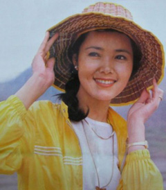 20位春晚当家花旦 青涩写真很惊艳