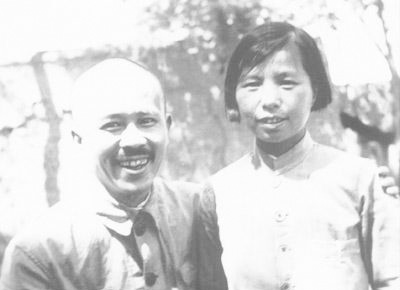 延安时期中共领导夫人谁最美