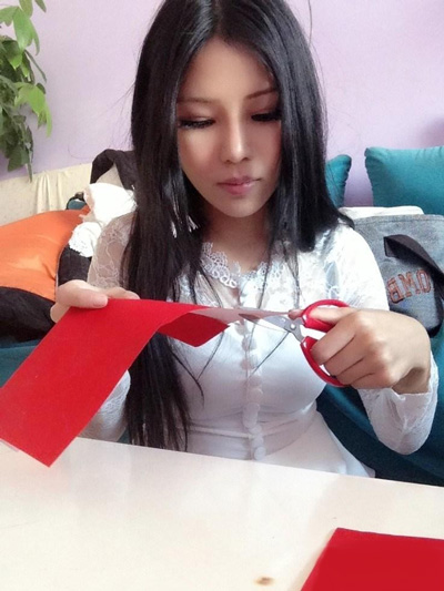 ��ֽ��ʩ���� �޸�լ��Ů���׼
