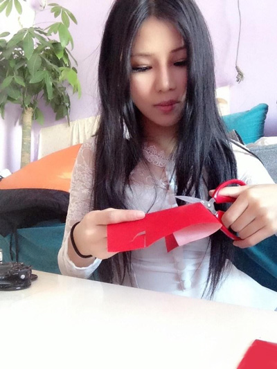 ��ֽ��ʩ���� �޸�լ��Ů���׼