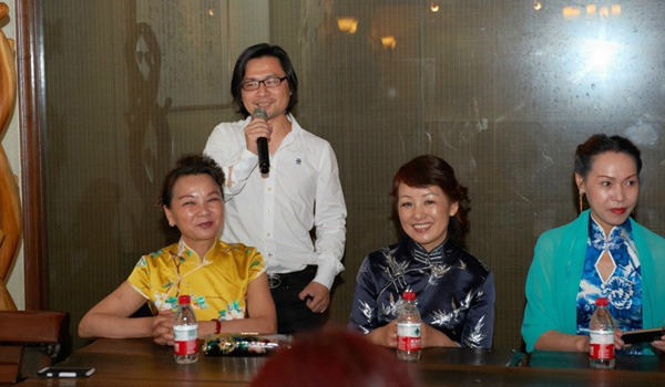 杭州旗袍沙龙携手锦绣善美旗袍会共叙旗袍情缘