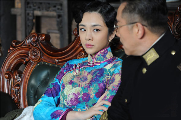 王晓晨新剧诠释百变女特工 各种造型通通hold住