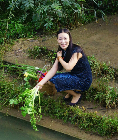 杭州旗袍沙龙:端午将至 穿上旗袍买艾叶