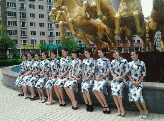 ����ѧ���۱�ҵ�մ��̵� ������У��˭���ɧ