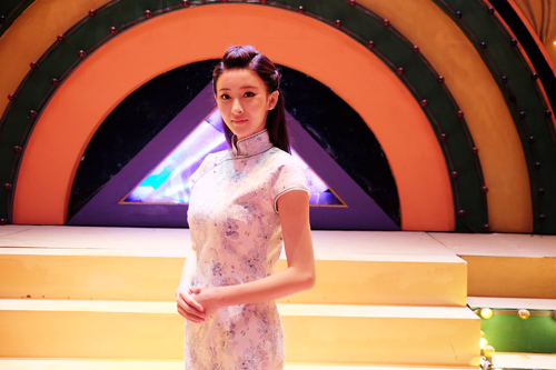 胡丹丹《恋恋阙歌》首演年代戏成温暖担当