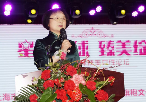 ��ҫ���� �������š����׽컷������Ů����̳�߹����Ͷ���Ů�ڵ�107��������ڽ��ճ���¡�ؾ���