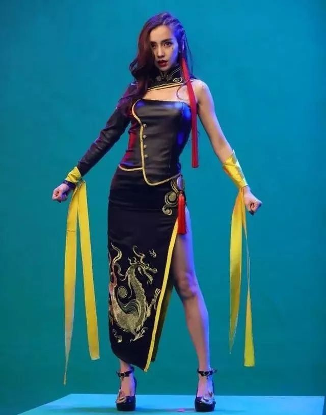 anglebaby穿旗袍显妖艳 女王范十足!