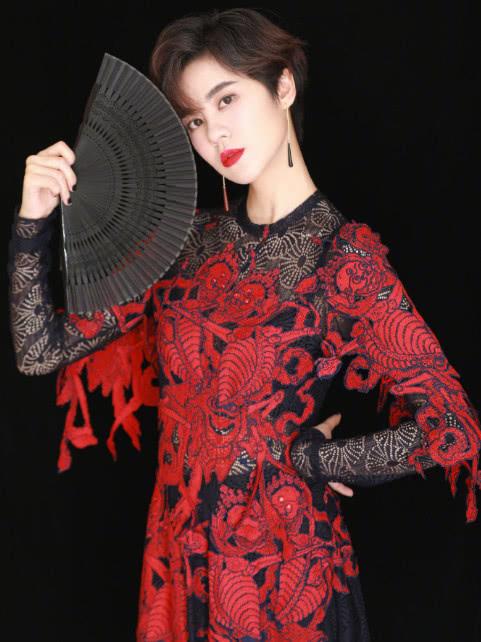 ����Ψһ���ں쳤ȹ,�����չʾ�˲�һ��������Ψ