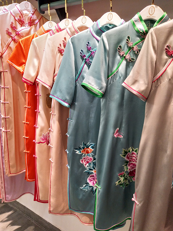东莞旗留芳旗袍店