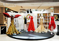 <em>SCFASHION</em>.�������������ҫ �ɱ䡪����������չ