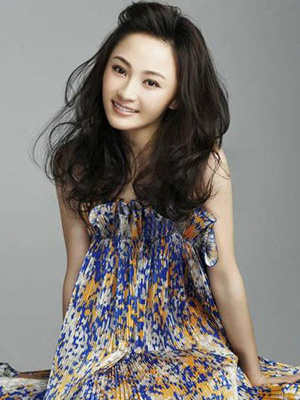 姚笛演绎仲夏浪漫好衣装