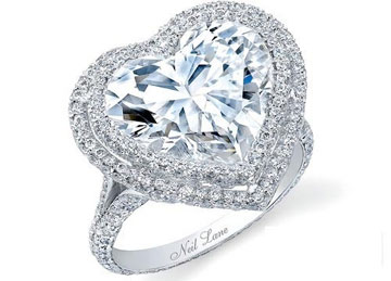 七夕甜蜜之旅 心形钻戒显出浓浓爱意