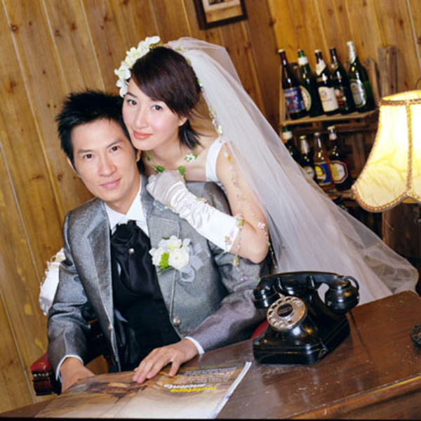 谢天谢地,纠结的他们终于结婚啦!