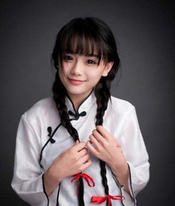 “南笙姑娘”民国复古妆萌到爆 成宅男新女神