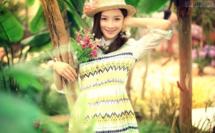 Ԭ�橳���д�� ���»���ˮ��Ů��